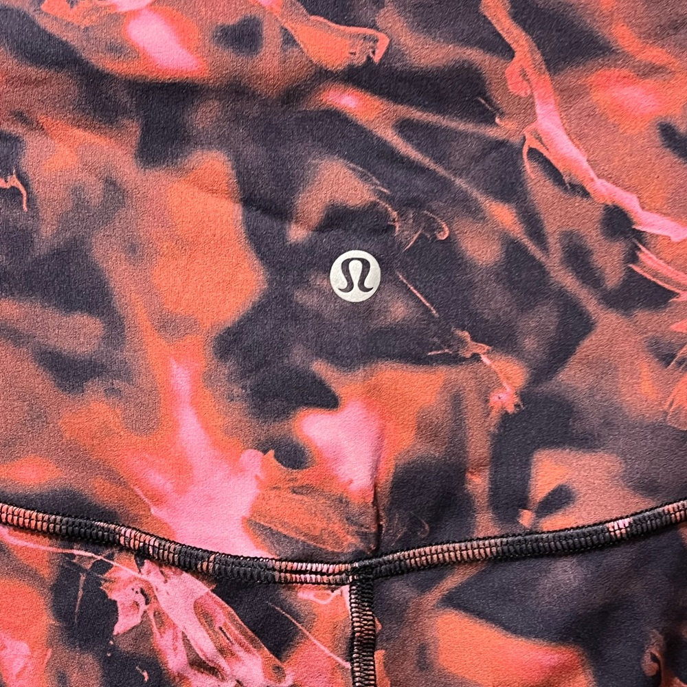 Lululemon Align Pre-Loved Authentic High-Rise 8” … - image 2